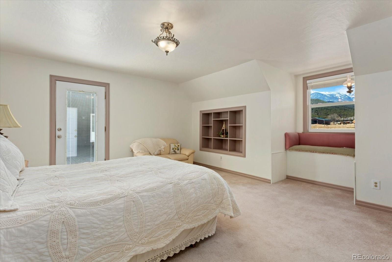 716 W Blarney Stone Road