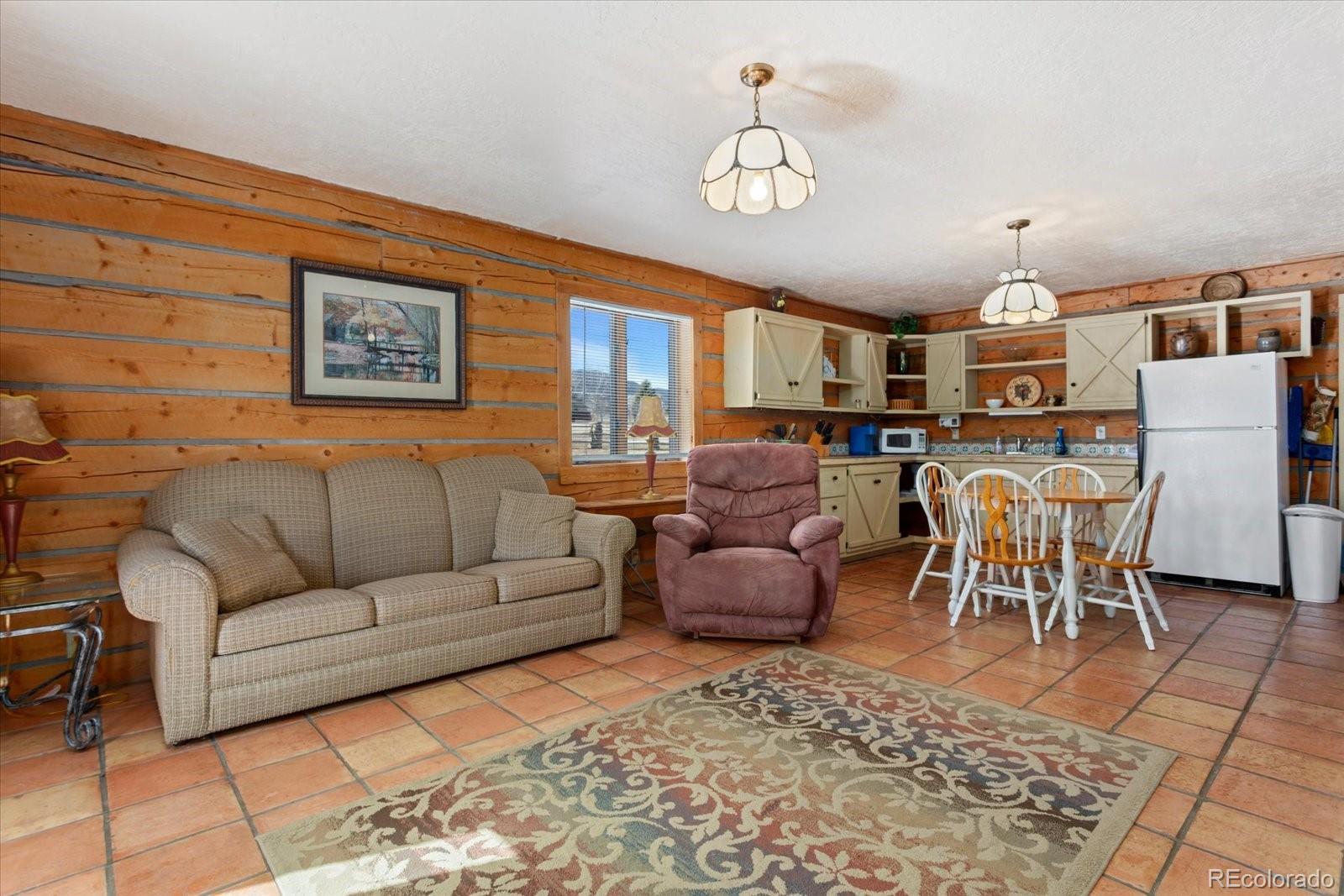 716 W Blarney Stone Road