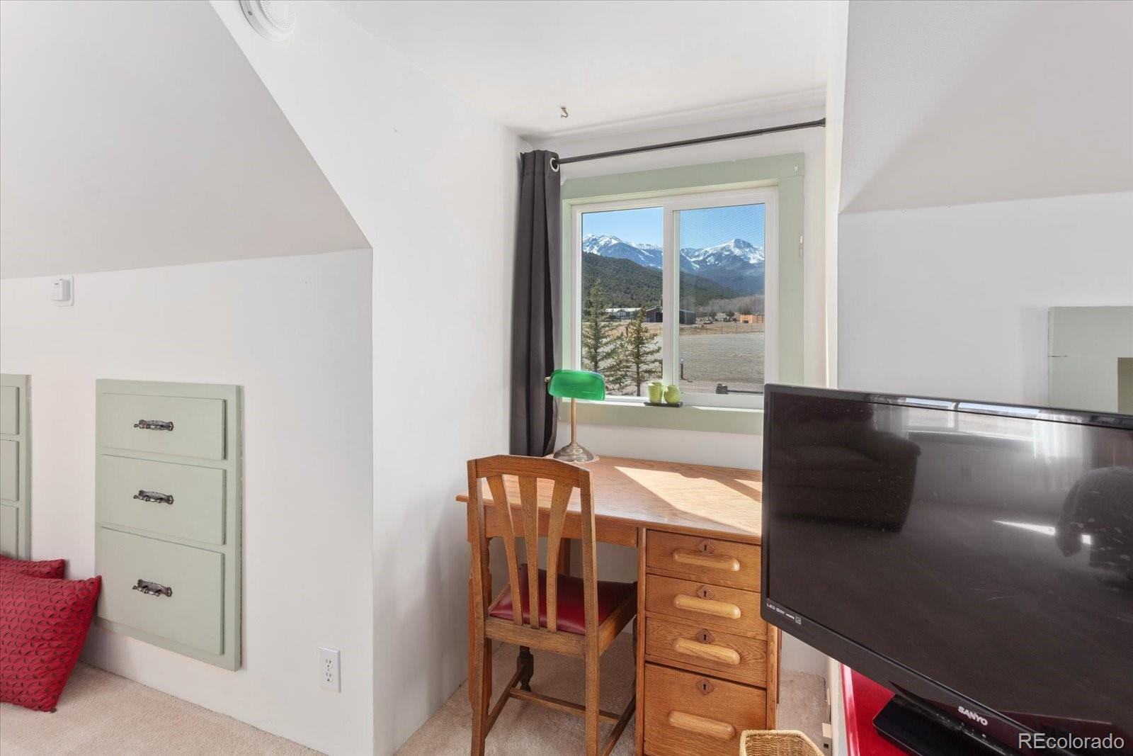 716 W Blarney Stone Road