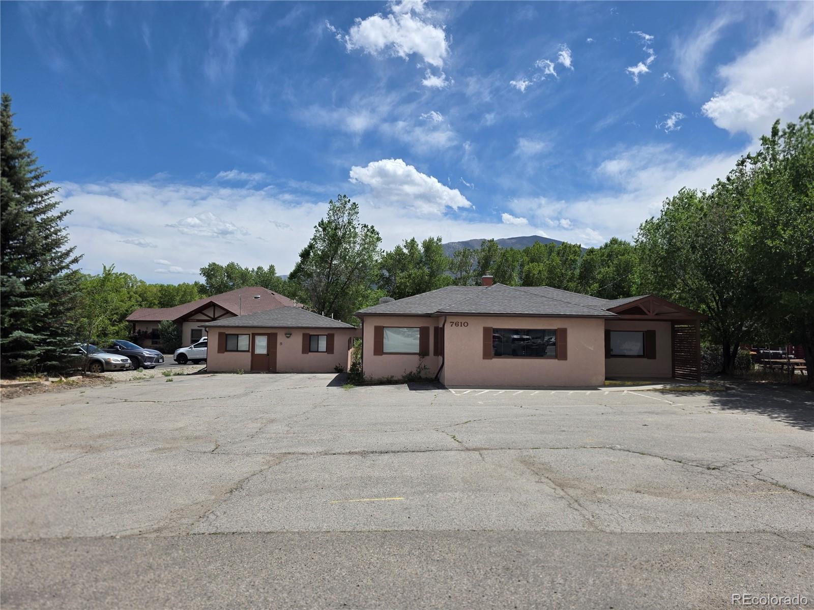 7610 W US Highway 50
