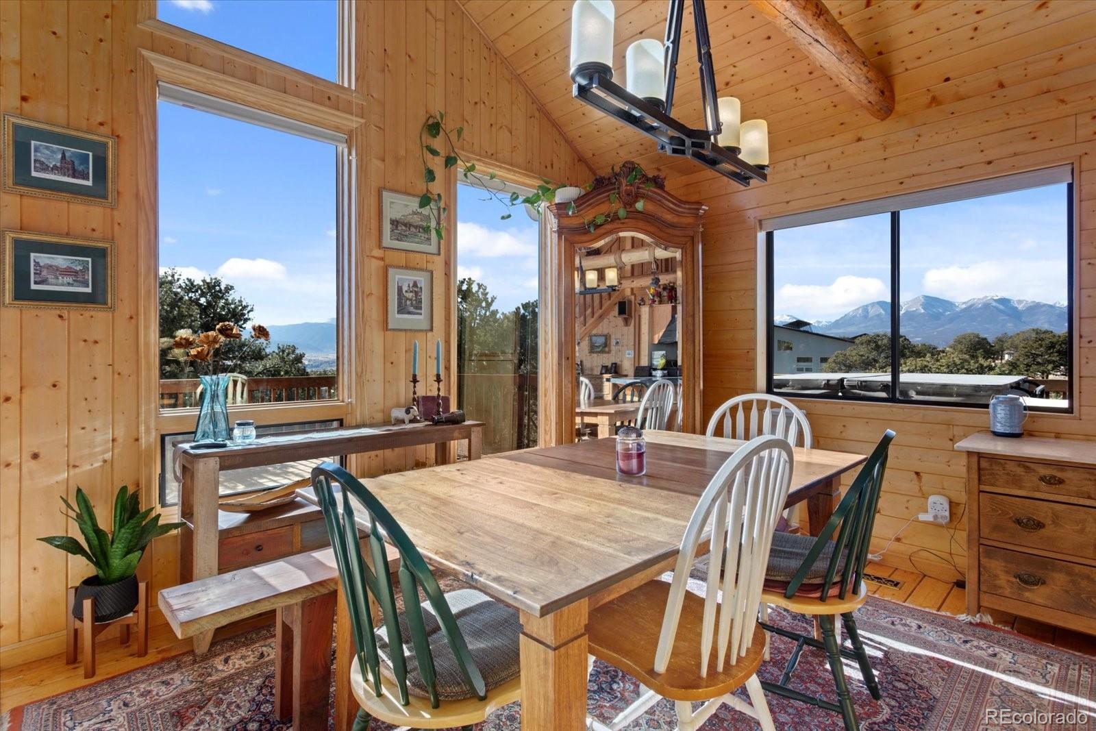 10153 E Cherokee Drive