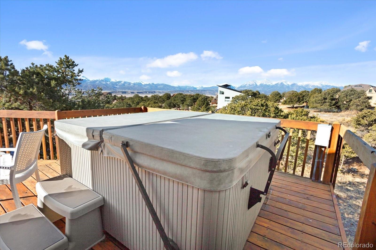 10153 E Cherokee Drive