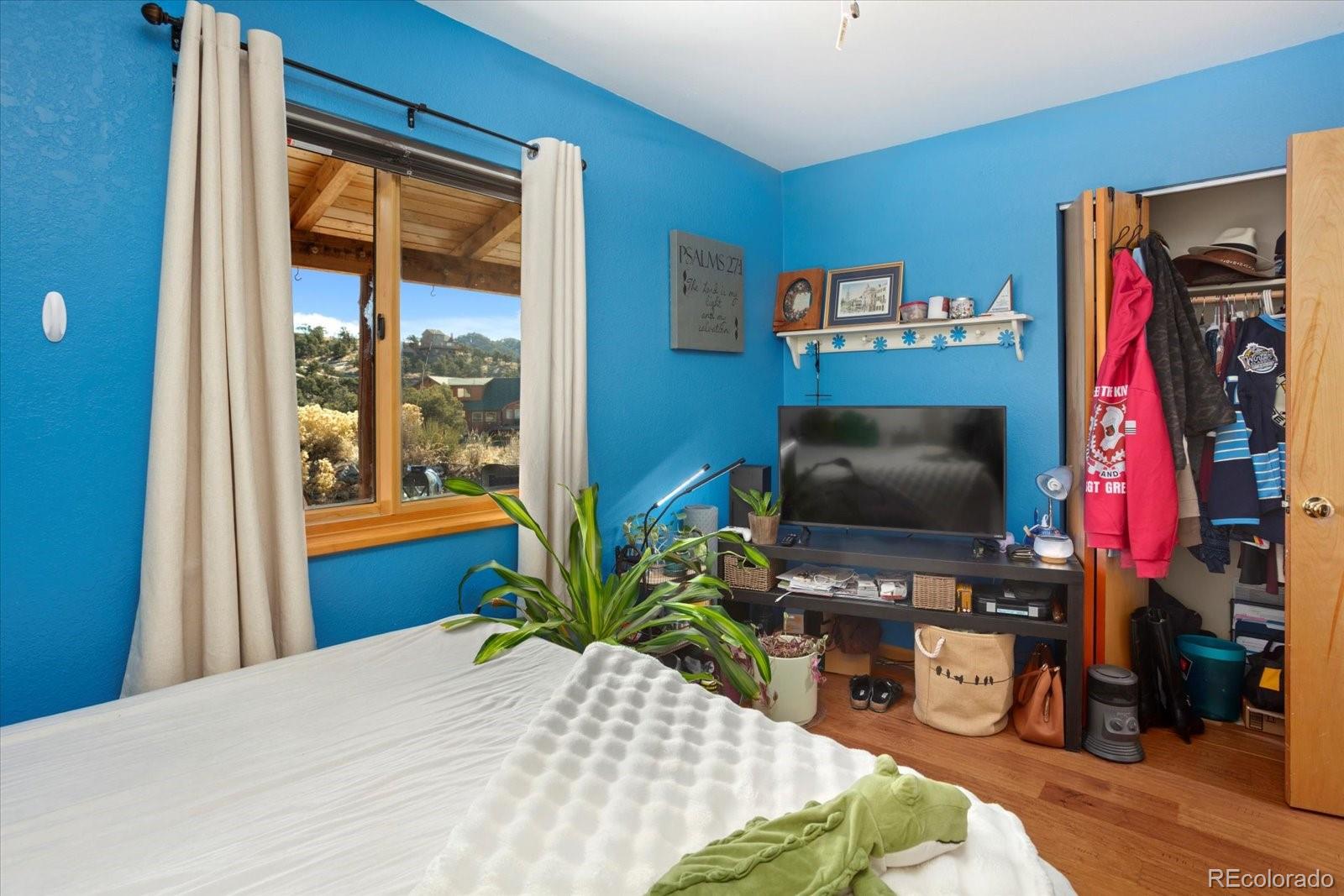 10153 E Cherokee Drive