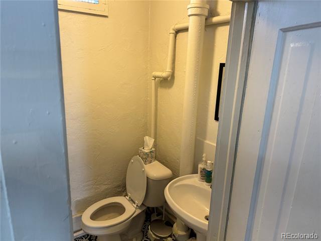 124 F Street Unit: 8