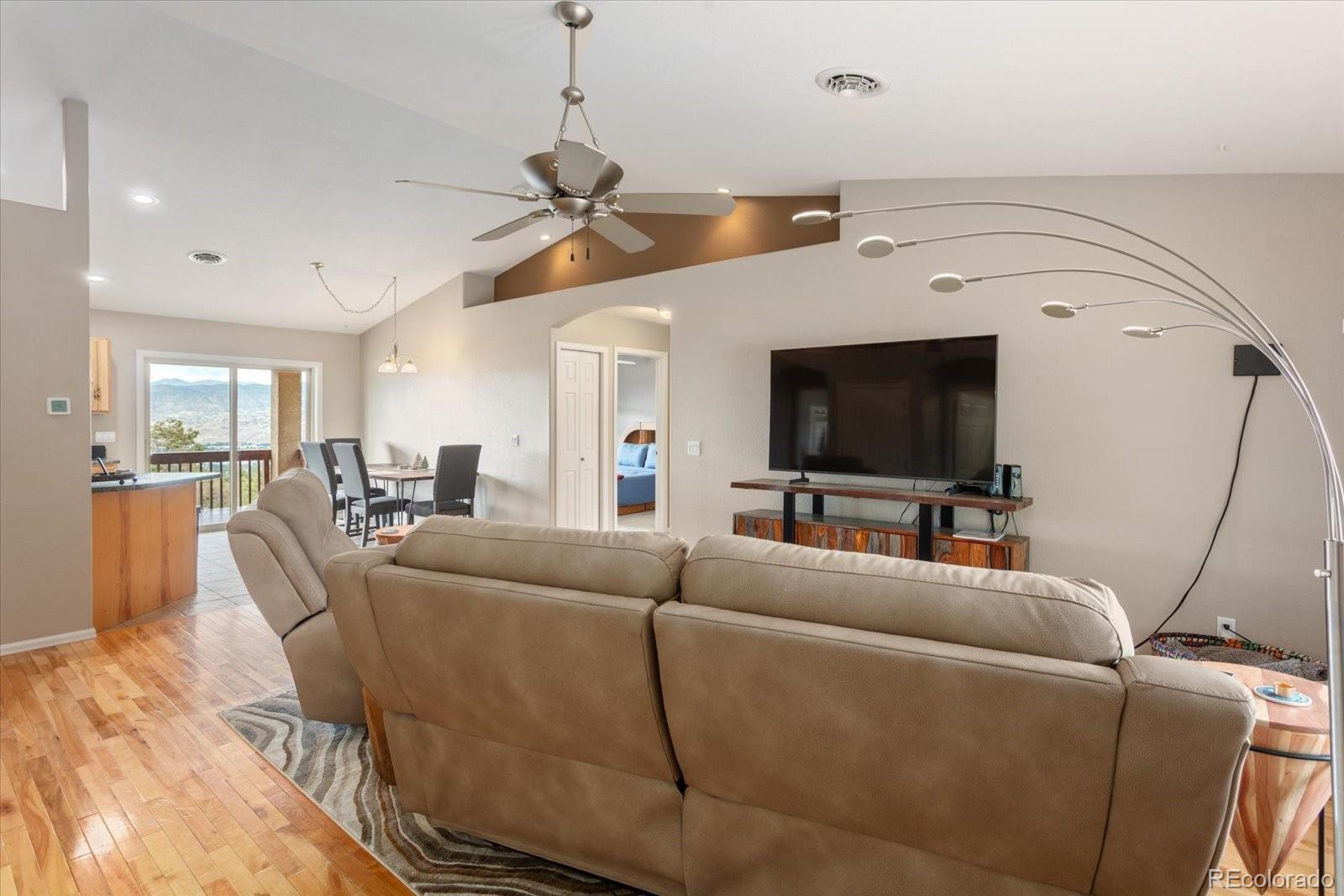 6013 Archery Circle