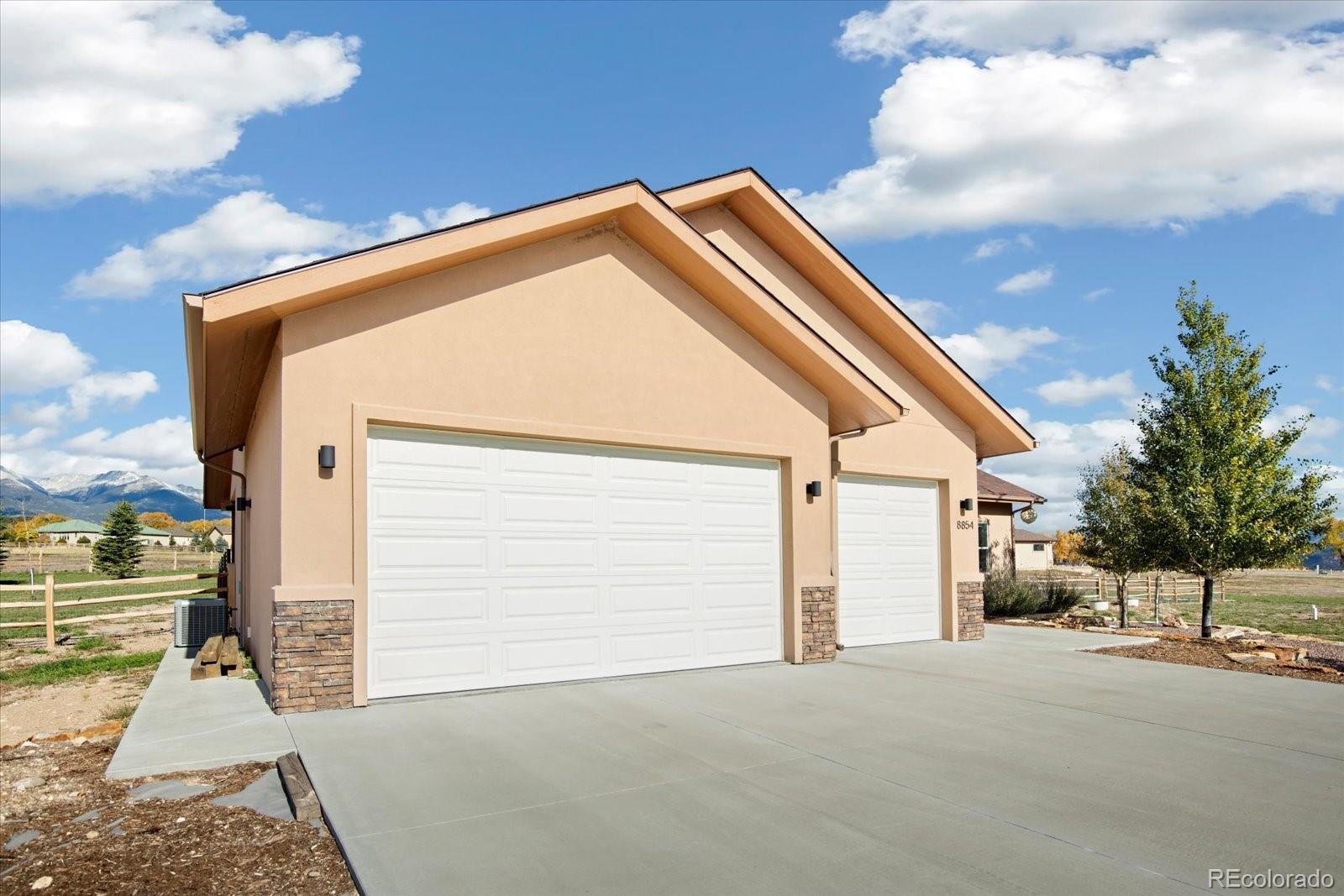 8854 Cameron Meadow Circle