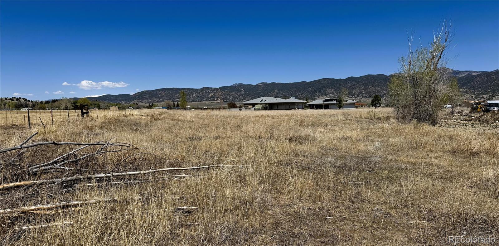 7710 Meadowlark Lane