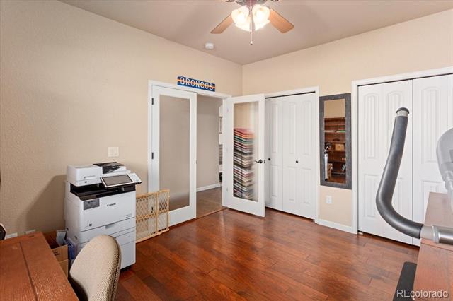 210 Cottonwood Circle
