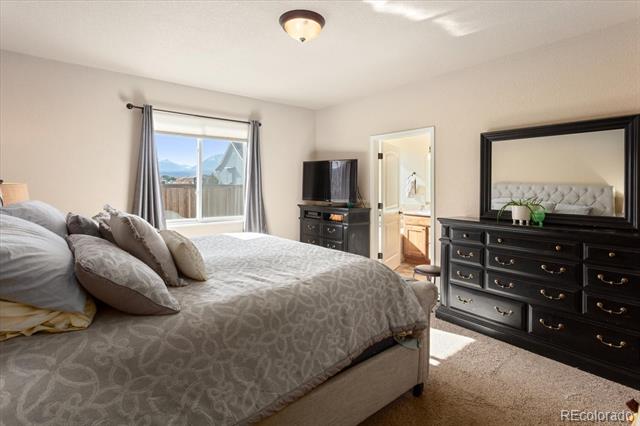 210 Cottonwood Circle