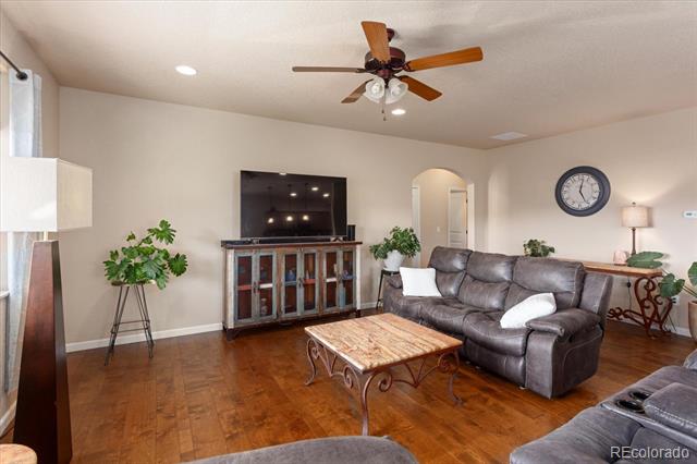 210 Cottonwood Circle