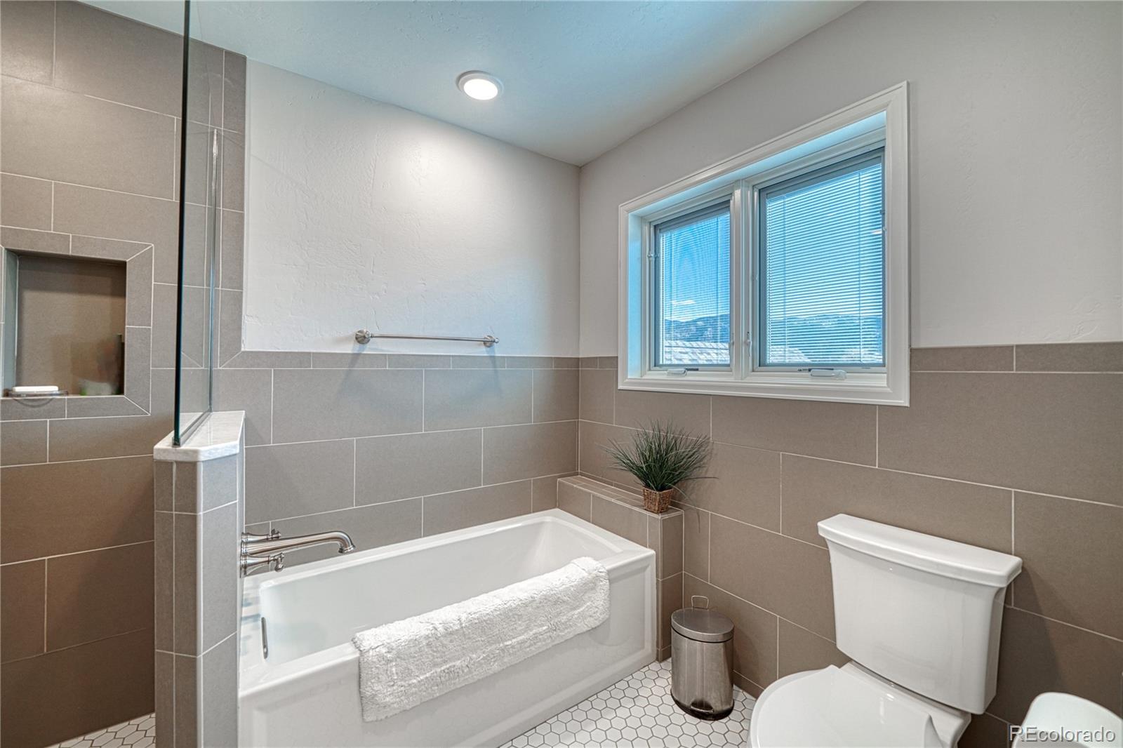 12501 Country Meadow Lane