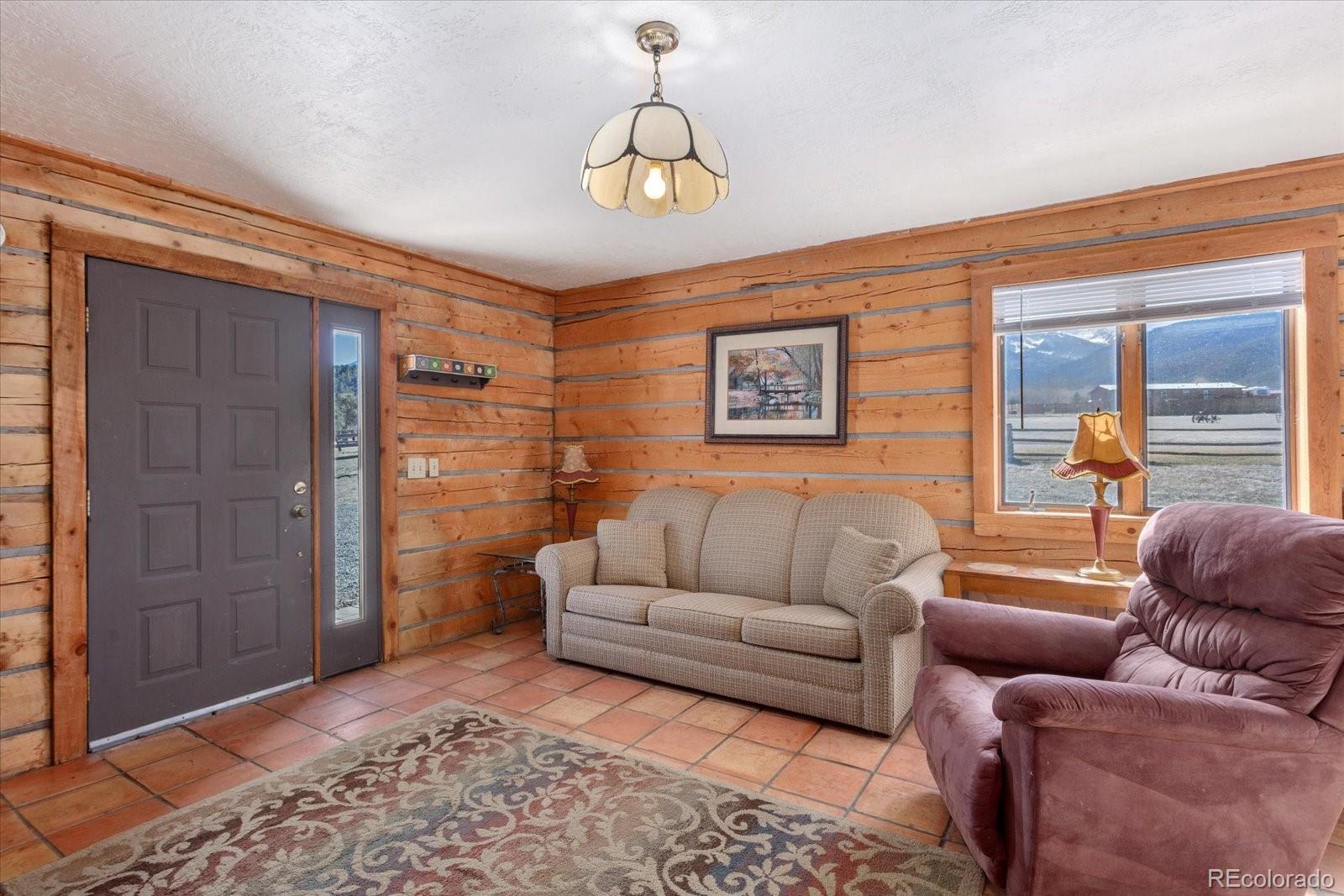 716 W Blarney Stone Road