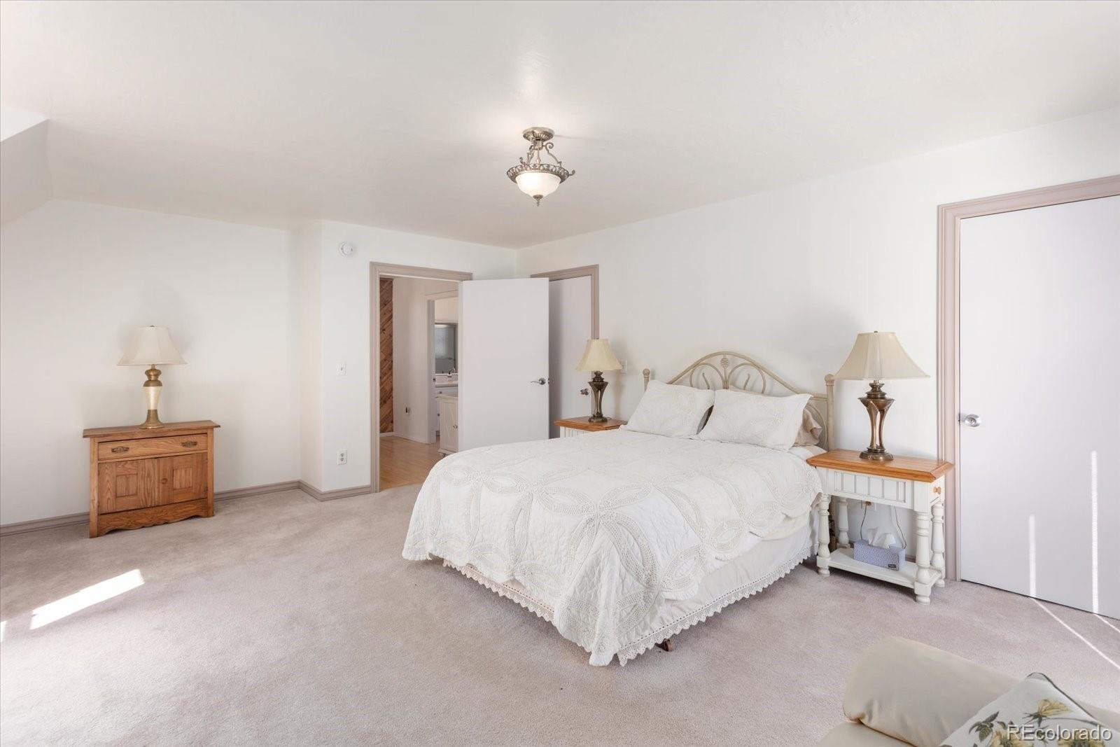 716 W Blarney Stone Road