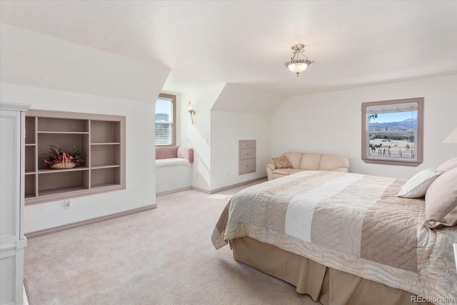 716 W Blarney Stone Road