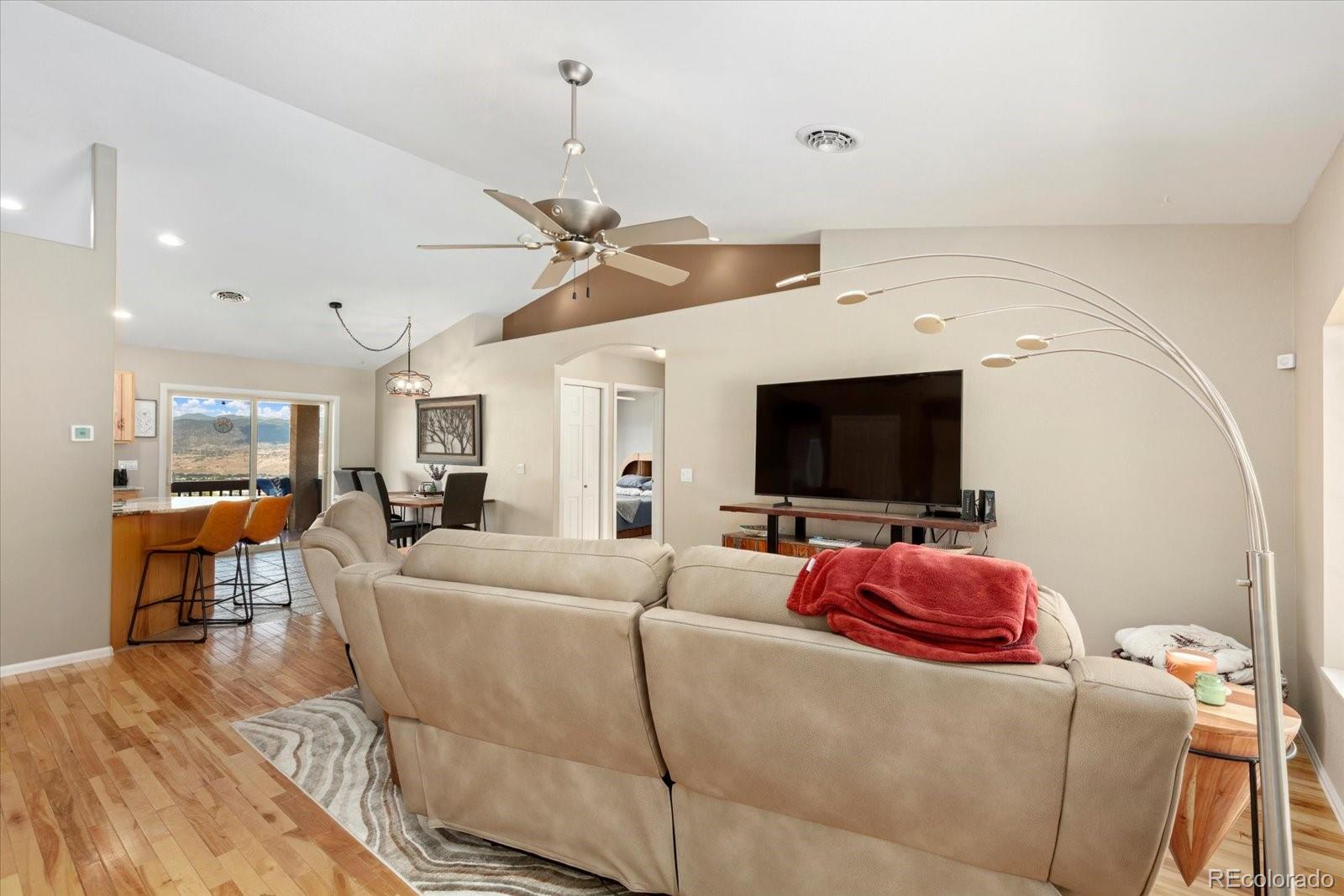 6013 Archery Circle