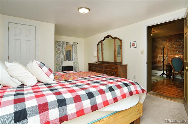 225 F Street Unit: B