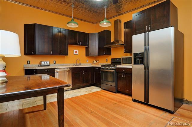 225 F Street Unit: B