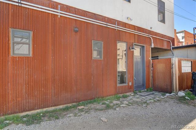 225 F Street Unit: B
