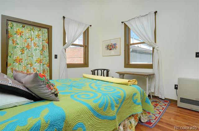 225 F Street Unit: B