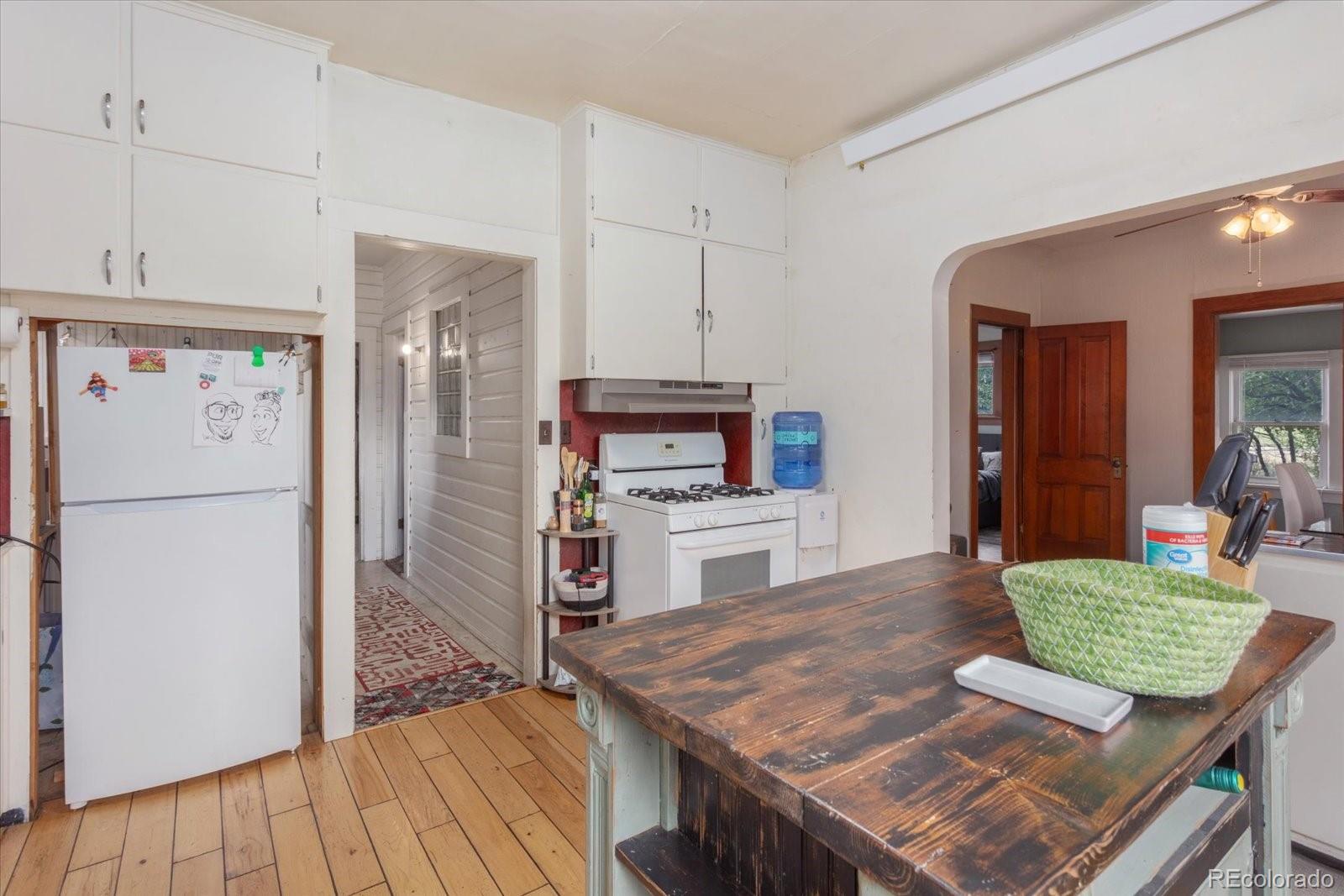 7550 W US Highway 50