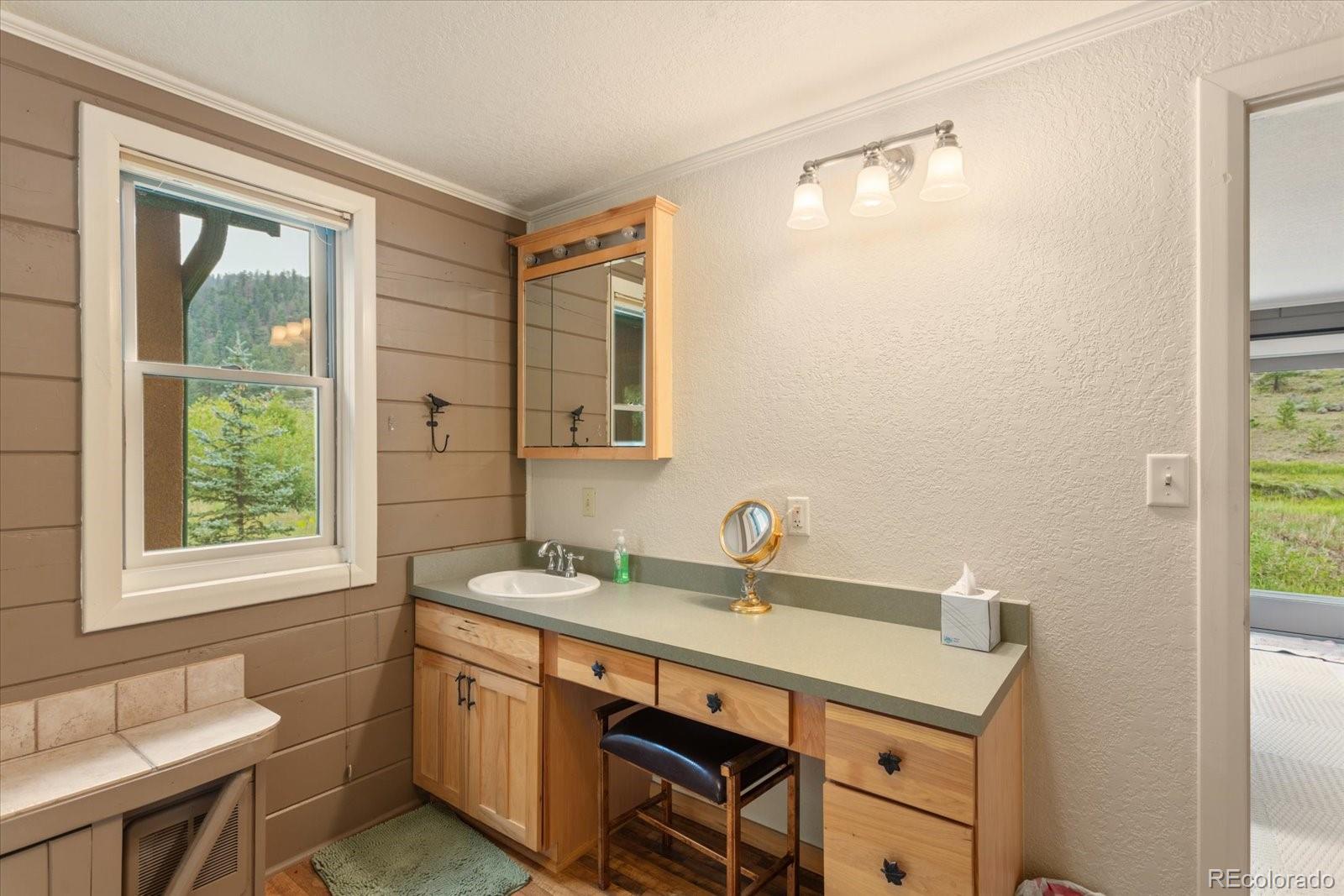 1021 Silver Lakes Road