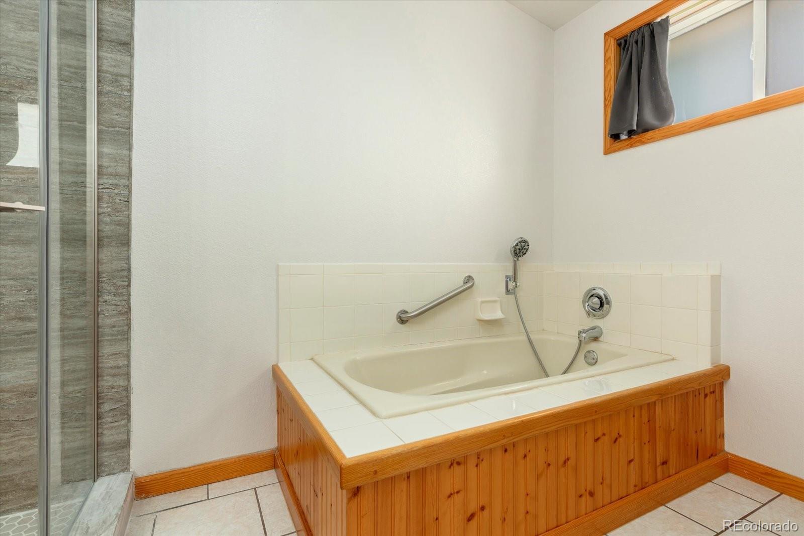 7 Silver Spruce Drive