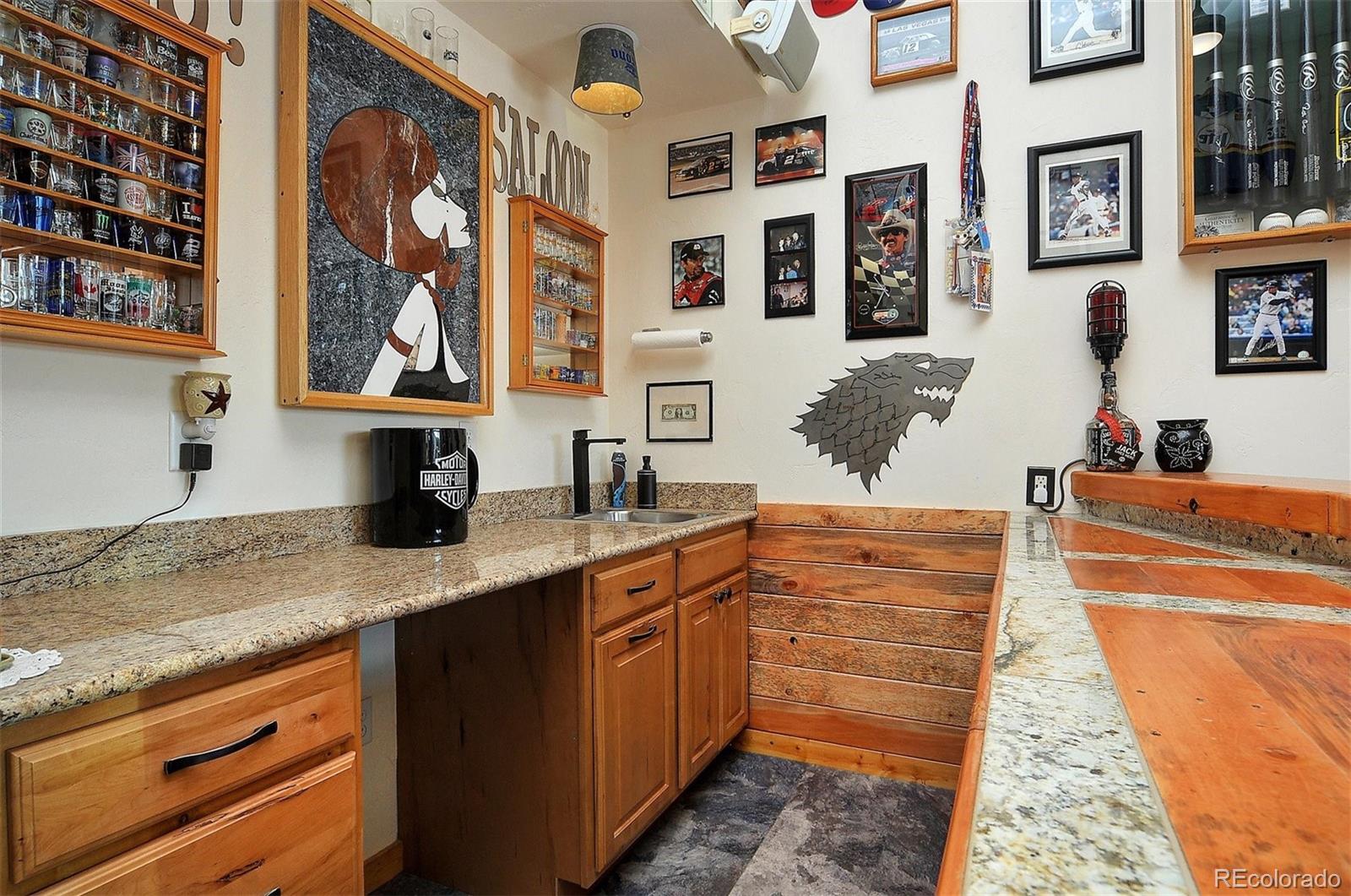 123 Halley's Avenue Unit: C