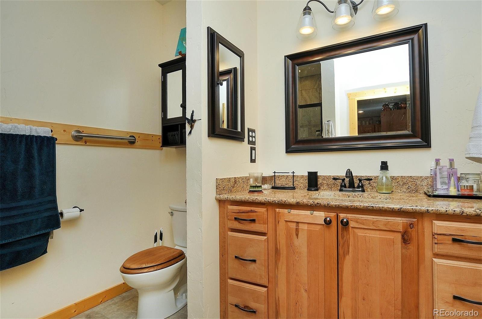 123 Halley's Avenue Unit: C