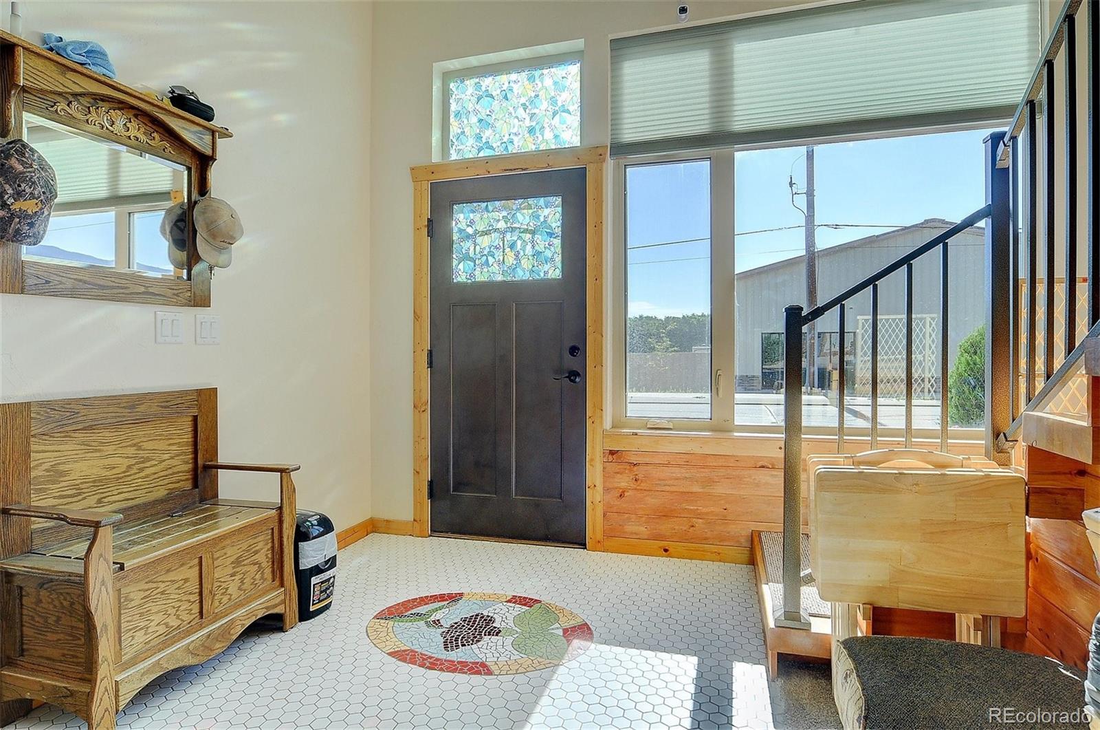 123 Halley's Avenue Unit: C