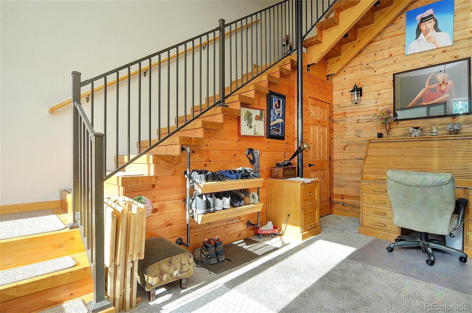 123 Halley's Avenue Unit: C