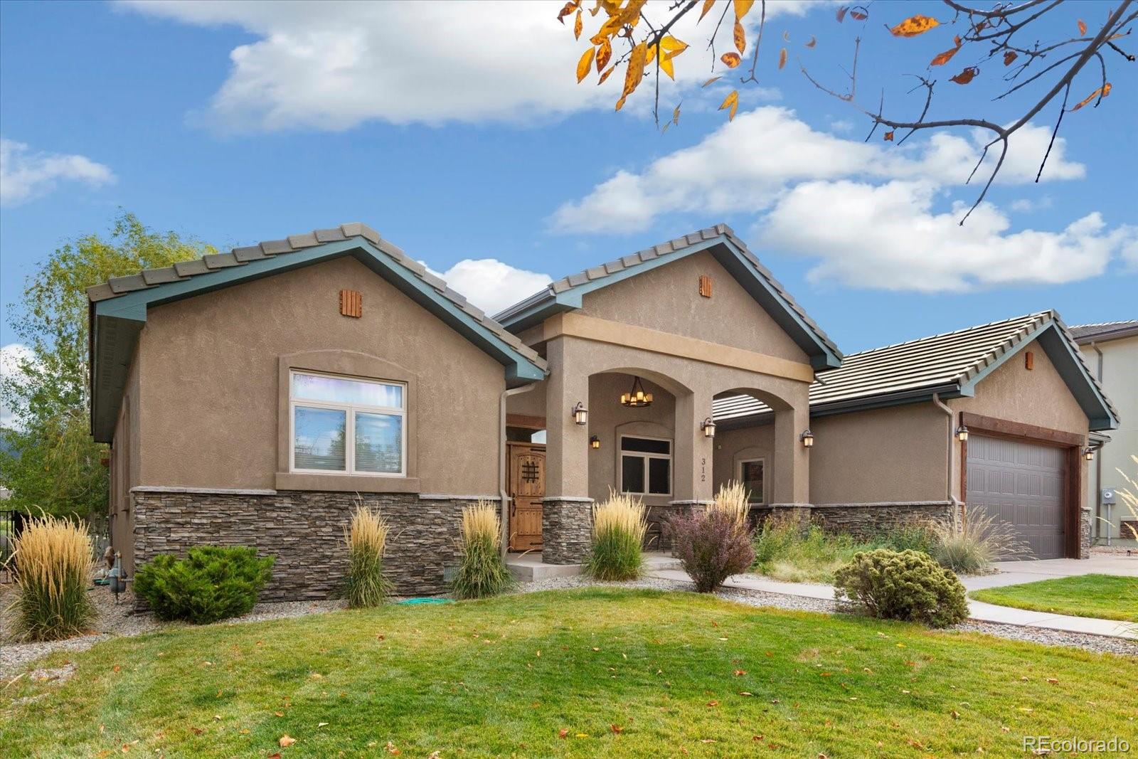 312 Cottonwood Circle