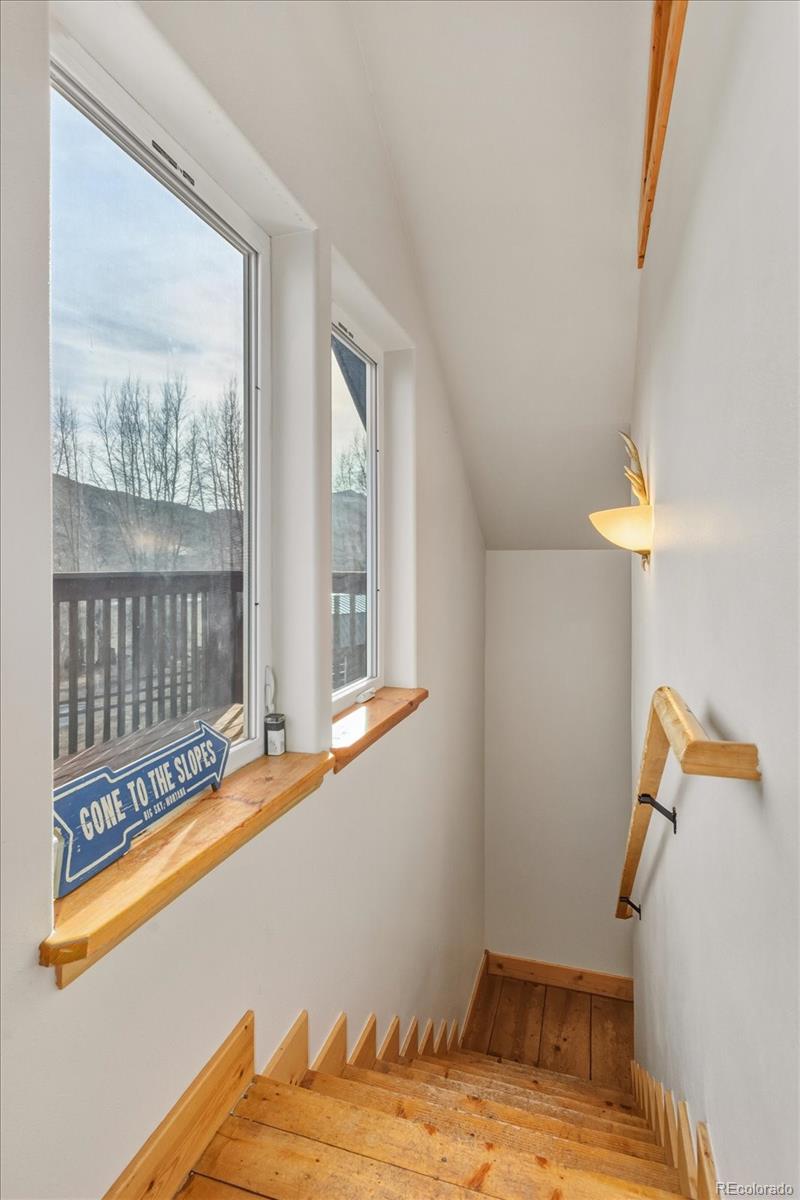 12560 W US Highway 50