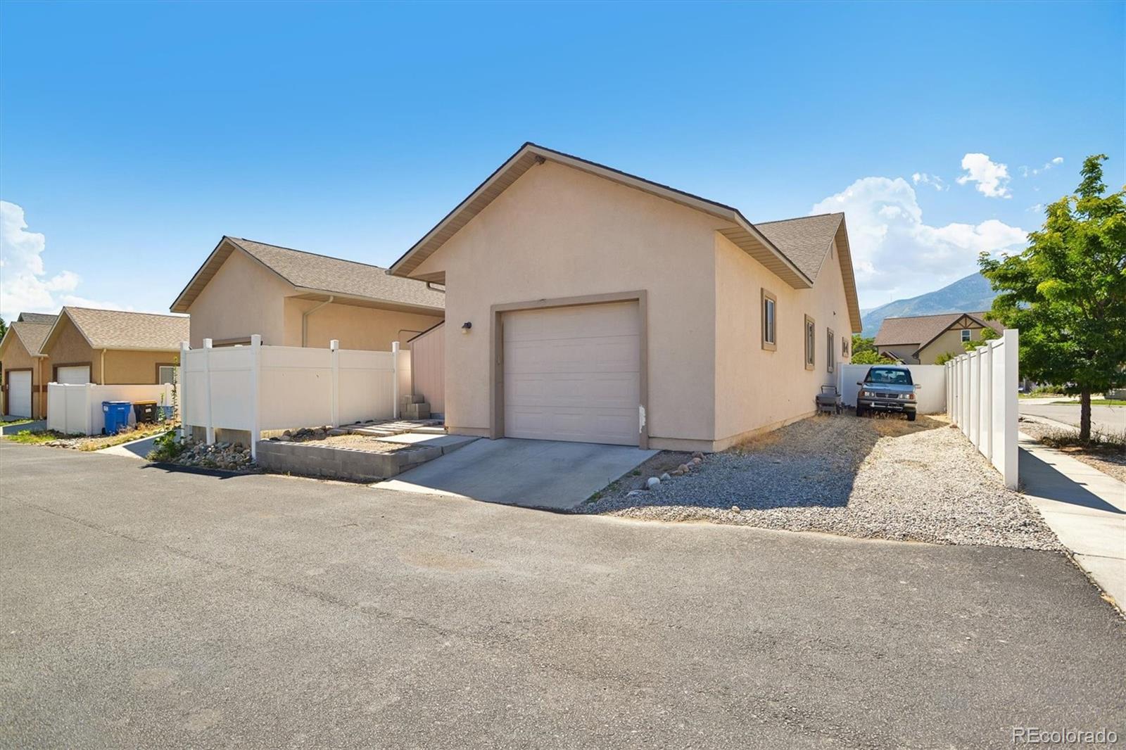 122 Starbuck Circle