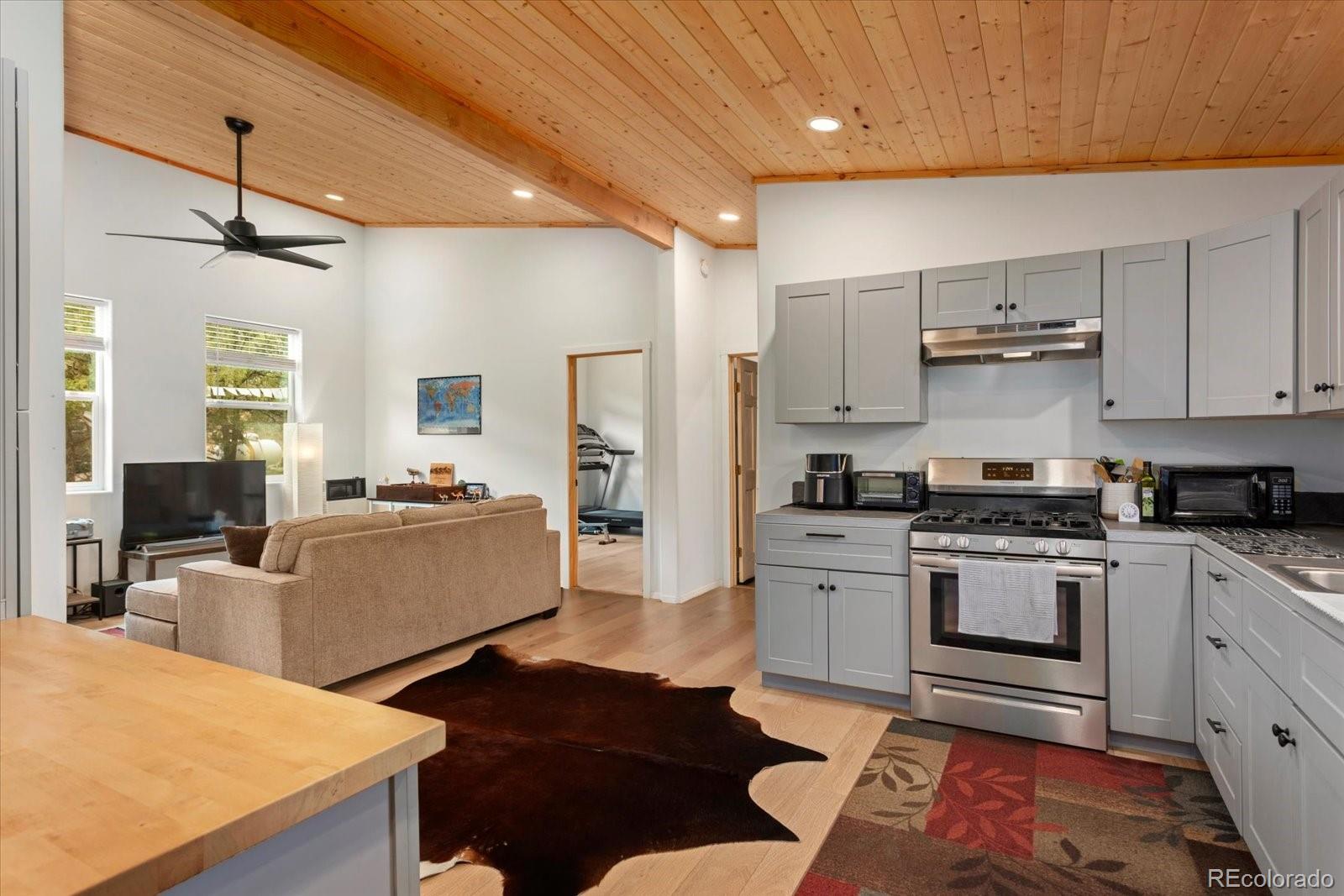 3538 Camino Del Rey