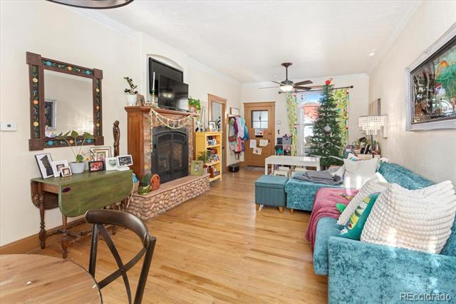 235 E 5th Street