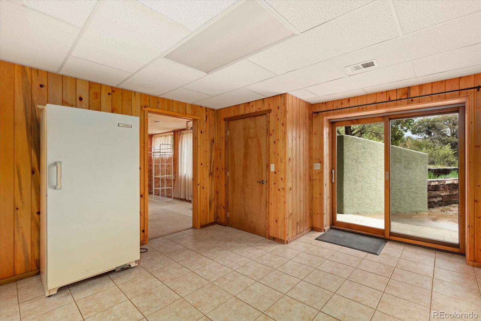 12077 US Highway 285