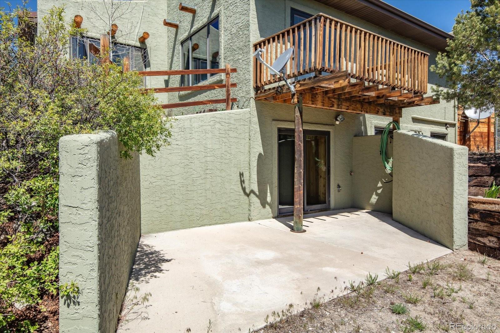 12077 US Highway 285
