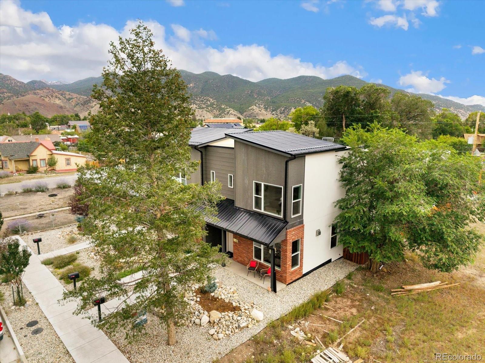 1115 E Street