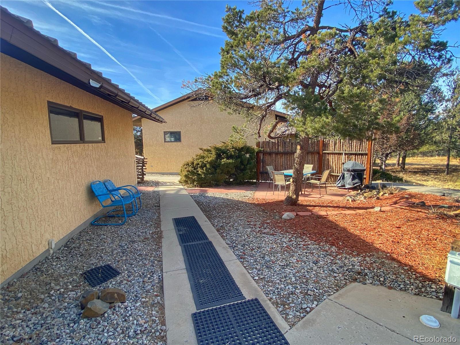 9987 E Cherokee Drive