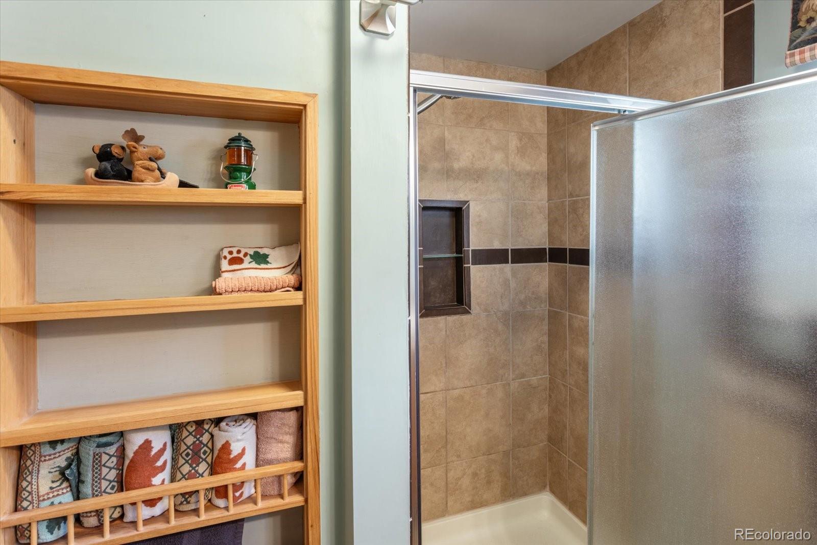 163 Holiday Hills Boulevard