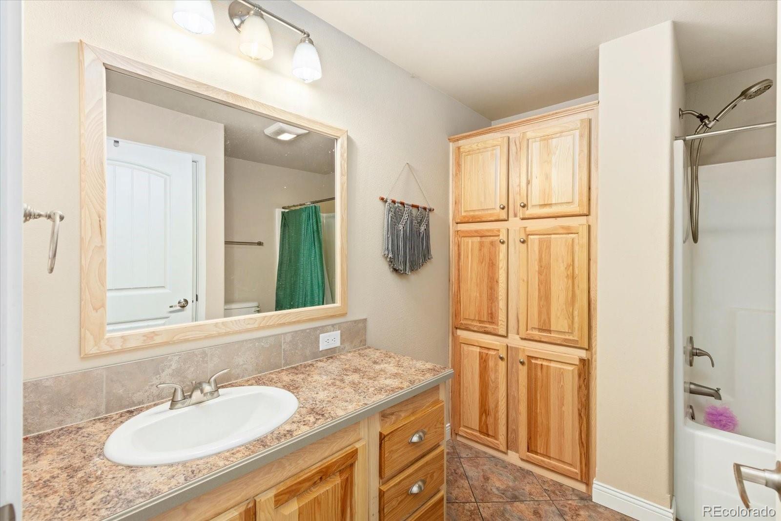 106 Raven Way