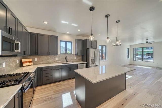 138 Chase Street Unit: B