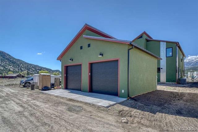 138 Chase Street Unit: B
