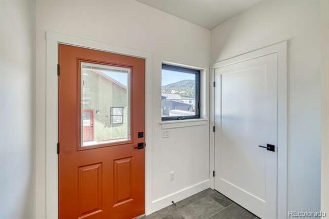 138 Chase Street Unit: B
