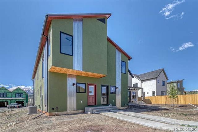 138 Chase Street Unit: B