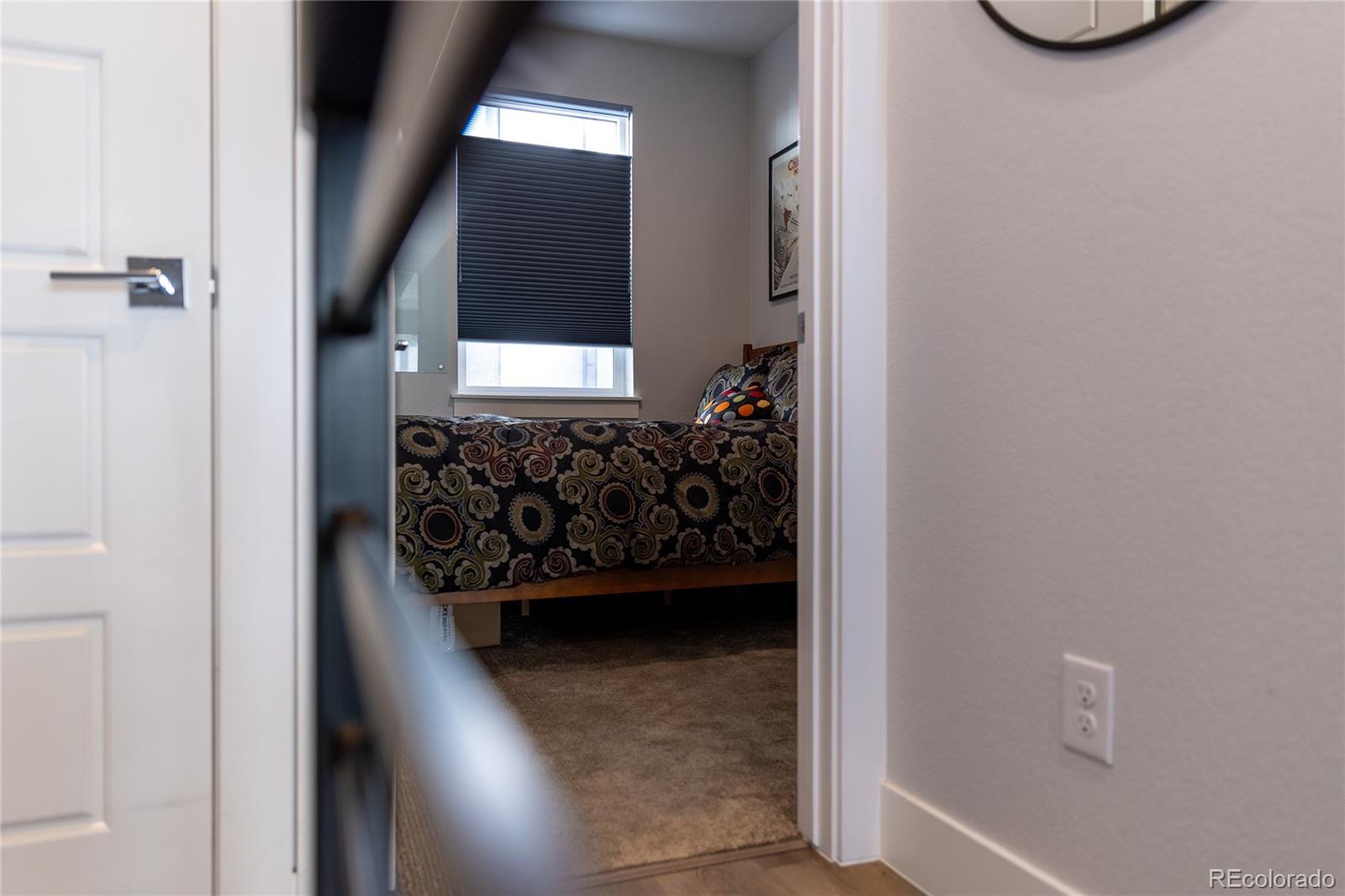 2350 Tremont Place Unit: 17