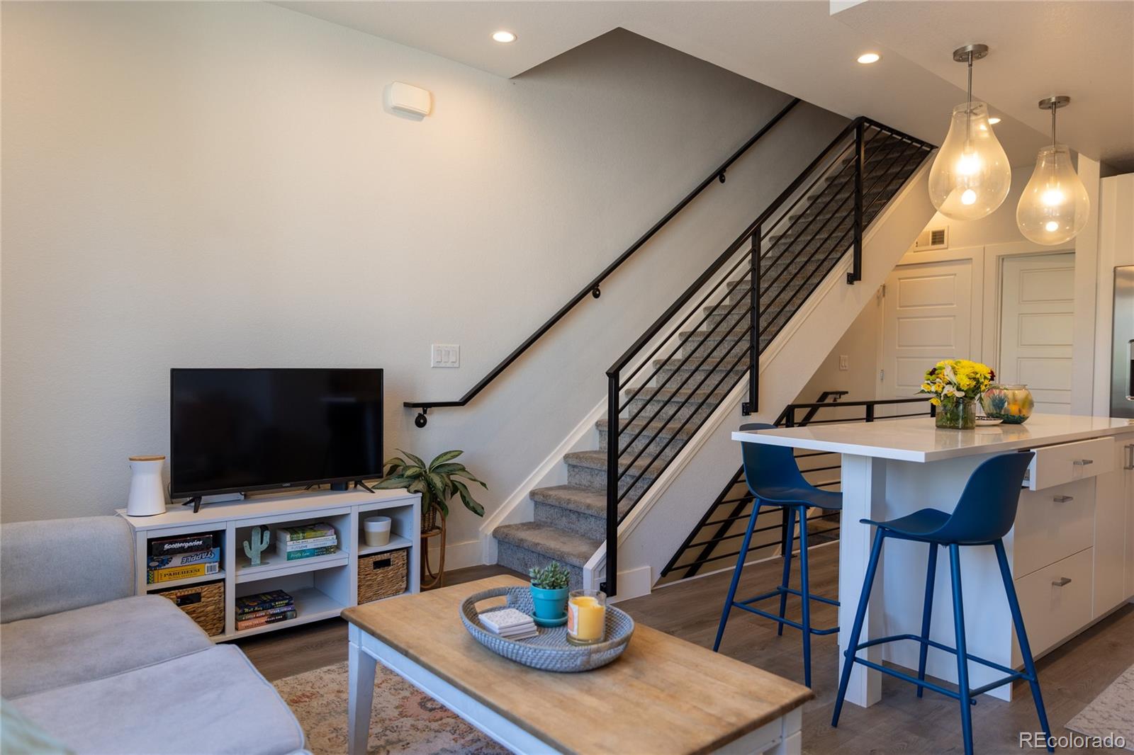 2350 Tremont Place Unit: 17
