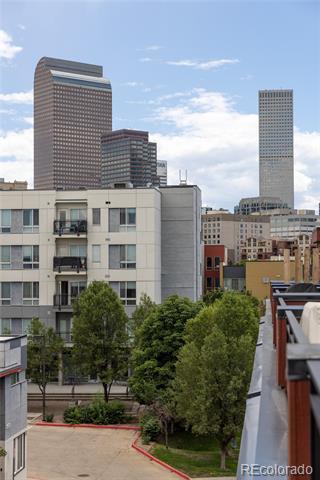 2350 Tremont Place Unit: 17