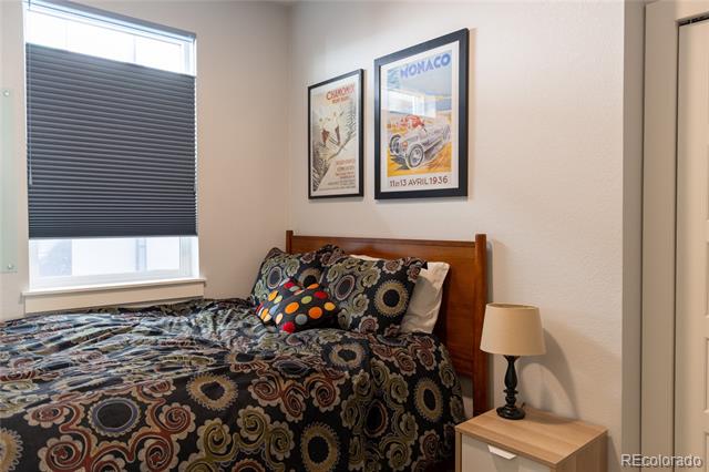 2350 Tremont Place Unit: 17