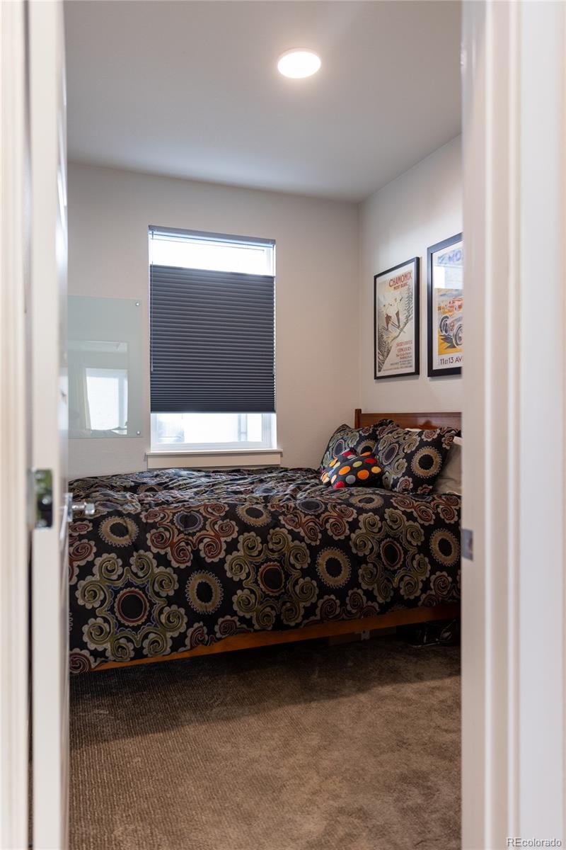 2350 Tremont Place Unit: 17